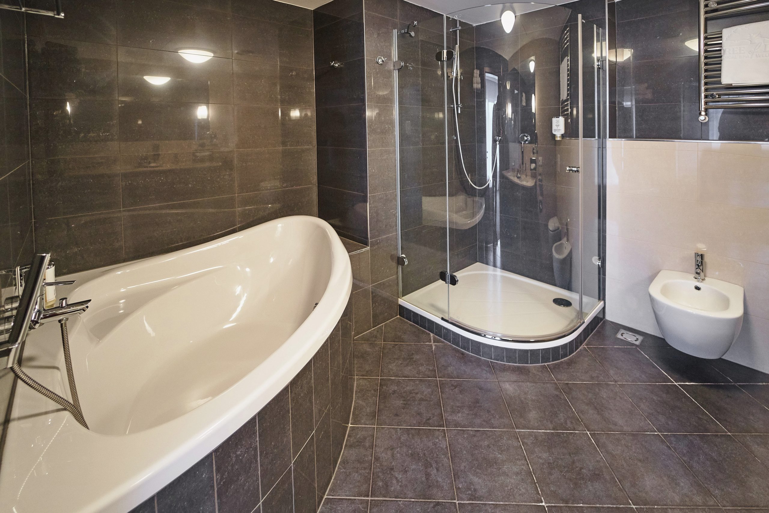 سويت بريميوم